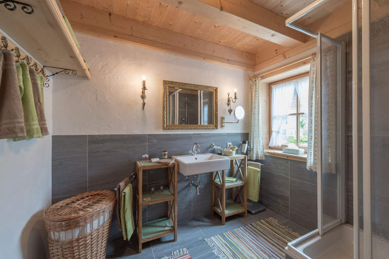 Bathroom 3, Ötztal Chalet, Imst