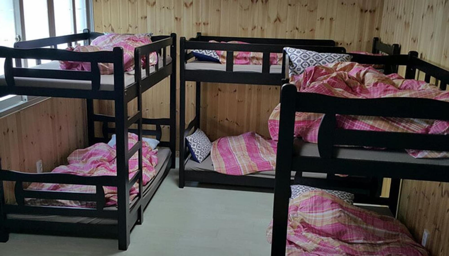 Guest House Manna - Hostel, Buk