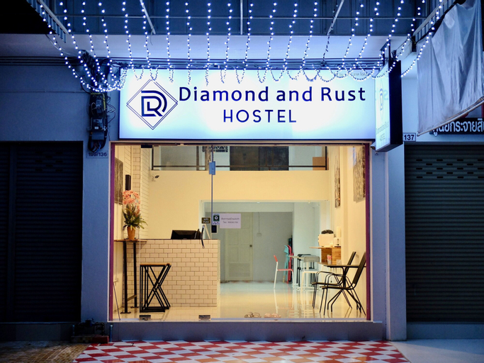 Diamond & Rust Hostel, Don Muang