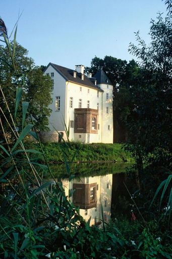 Exterior & Views 2, Burg Boetzelaer, Kleve