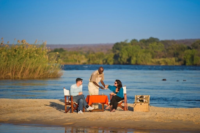 Others 5, Islands of Siankaba, Kazungula