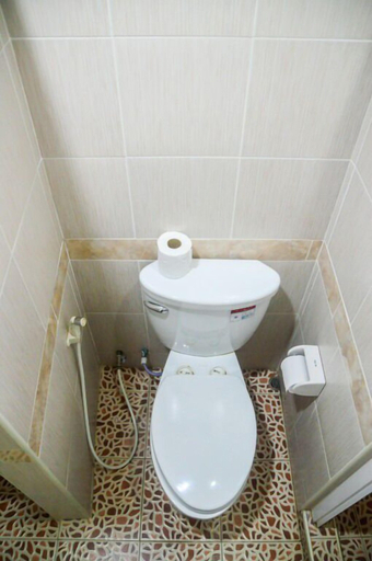 Bathroom 3, Rimpu Hill Resort, Sattahip