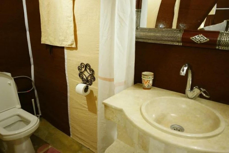Bathroom 3, Sirocco Luxury Camp, Errachidia