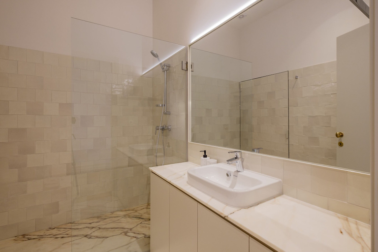 Bathroom 4, BOUTIQUE Rentals Kiharas Ribeira, Porto