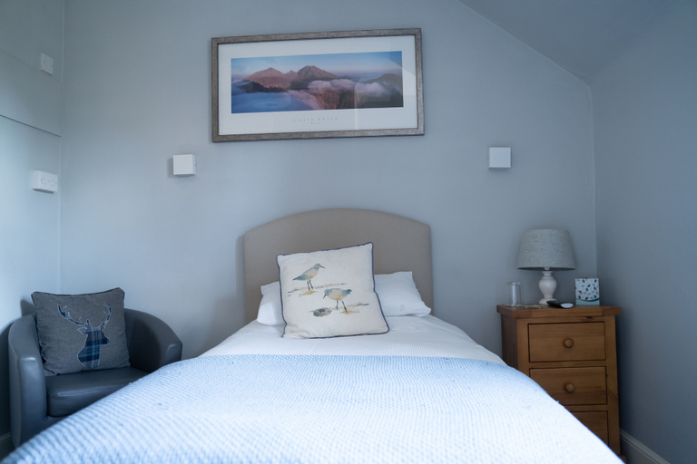 Bedroom 2, Fir Tree B&B at Galvelbeg House, Perthshire and Kinross