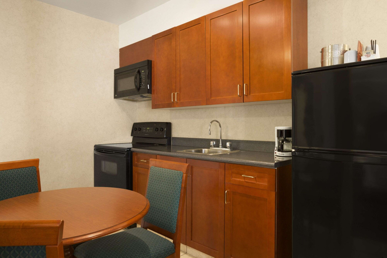 Others 5, Travelodge by Wyndham Strathmore, Division No. 5