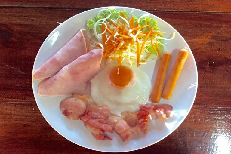 Food & Drinks 4, Nava Resort, Pak Phli