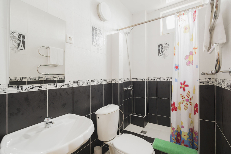 Bathroom 3, Barca, Sochi gorsovet