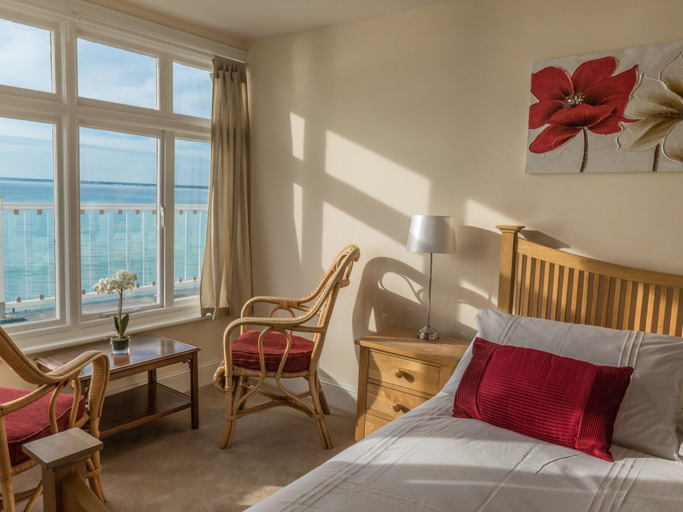 Bedroom 3, Beachside Apartment On The Beach, Isle of Wight