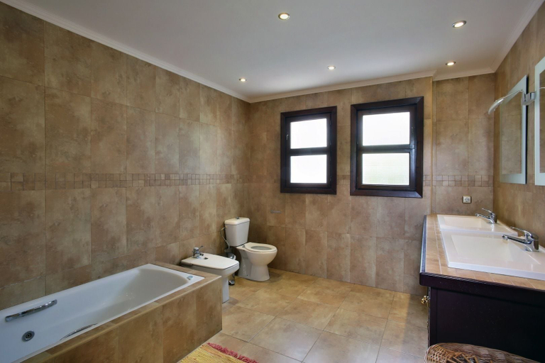 Bathroom 4, Villa Marbella, Málaga