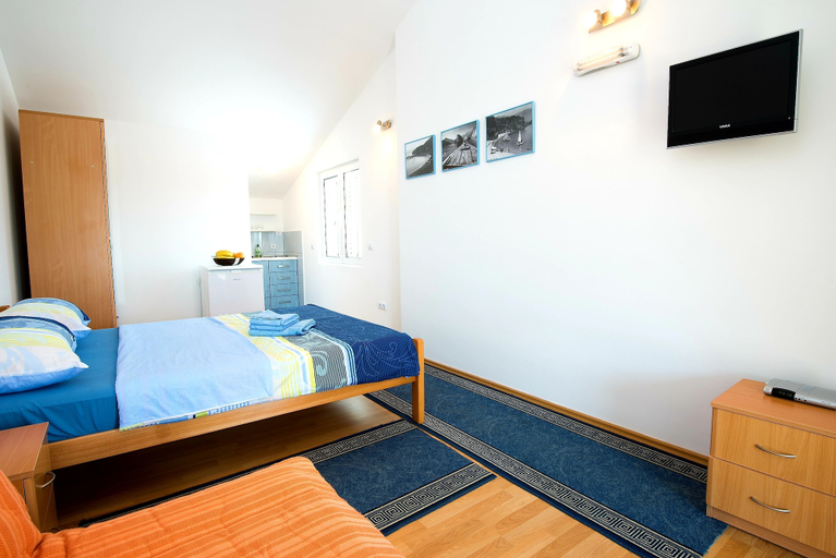 Bedroom 3, Ivanovic residences