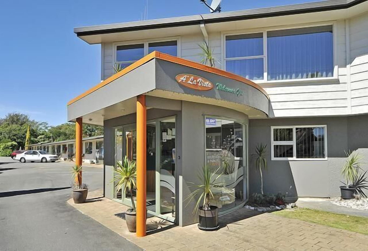 Exterior & Views 3, A'la Vista Motel, Palmerston North