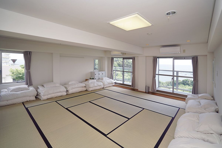 Bedroom 3, Tobi Hostel and Apartments, Shima