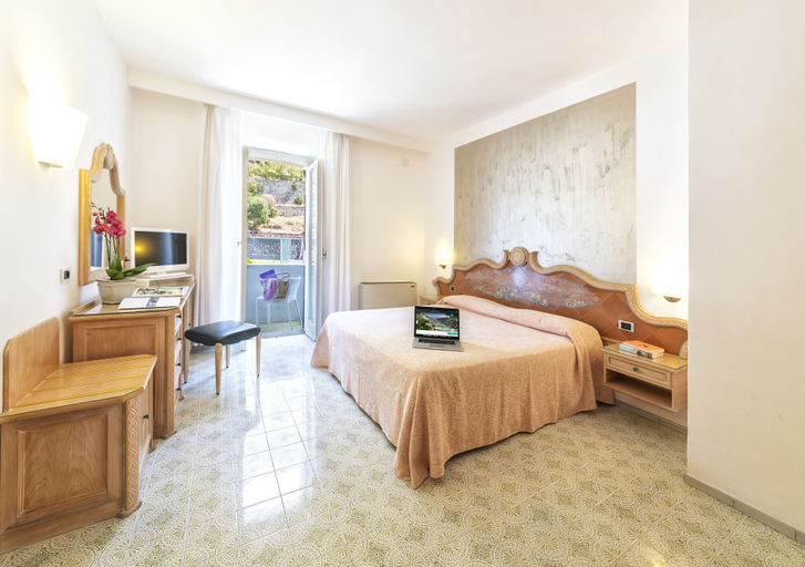 Bedroom 3, Hotel Parco Smeraldo Terme, Napoli