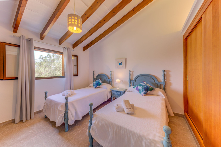 Bedroom 3, Villa La Font Canaves, Baleares