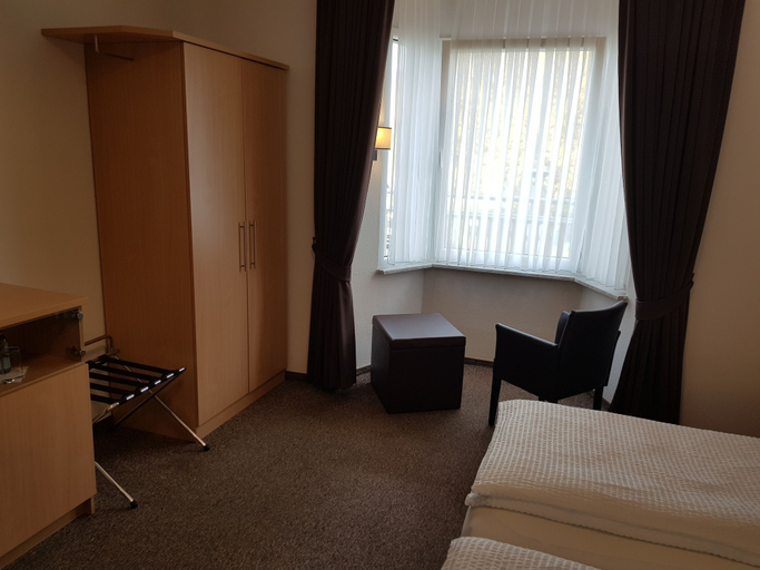 Bedroom 3, Hotel zum Anker, Mayen-Koblenz
