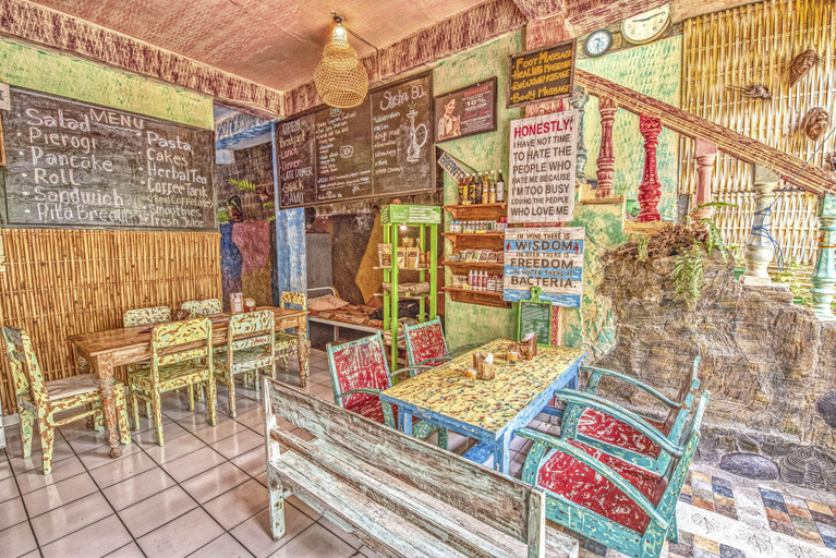 Food & Drinks 4, Lovina Central Hostel, Buleleng
