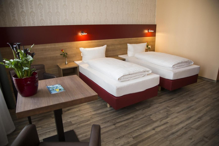 Bedroom 2, Hotel City Panorama, Region Hannover