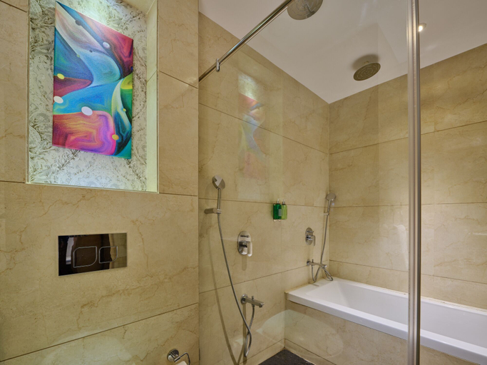 Bathroom 4, Enrise By Sayaji Pune, Pune