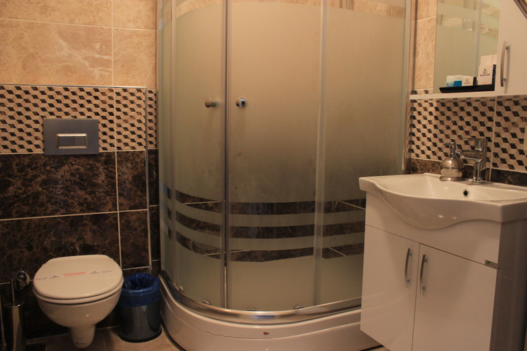 Bathroom 5, Blue Life Suites, Pendik