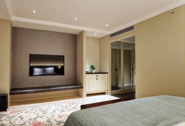 Bedroom 5, Grand Hotel Beijing, Beijing