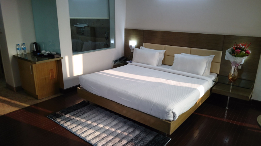 Bedroom 4, Rosewood International Hotel, Bangalore