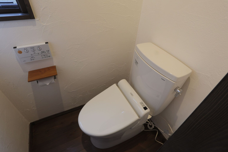 Bathroom 4, Sun & Moon Club, Fujinomiya