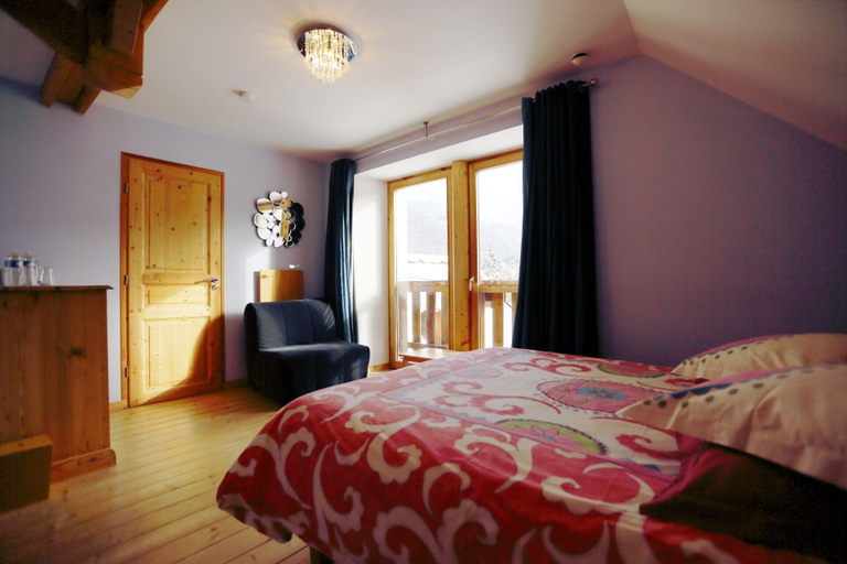 Bedroom 4, Le ValOmbre, Isère