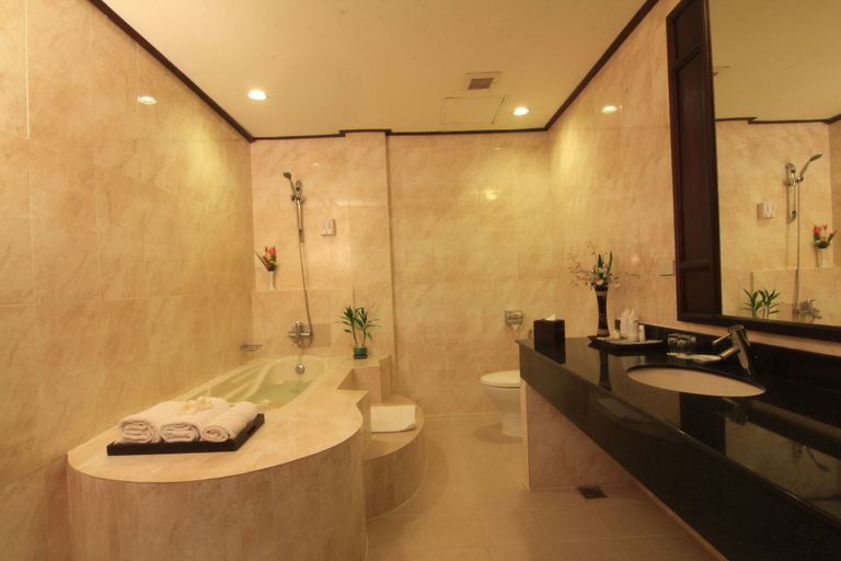 Bathroom 5, Ree Mohasambath Hotel & Resort I, Siem Reap