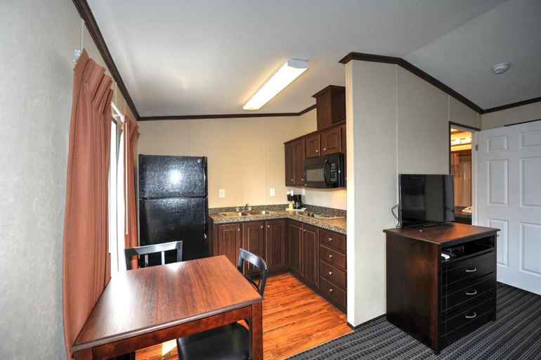 Others 5, Instalodge Hotel And Suites, Karnes
