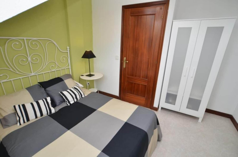 Bedroom 2, Apartment in Isla, Cantabria 102770 by MO Rentals, Cantabria
