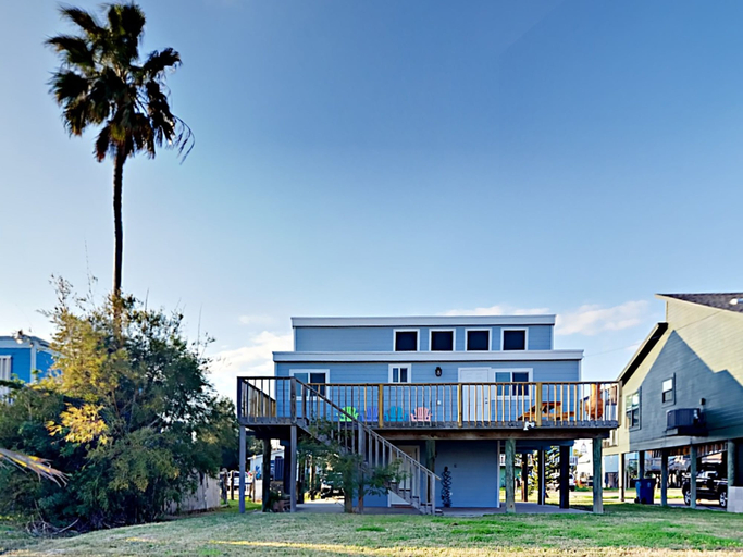 Exterior & Views 2, 7th Street Retreat, Nueces