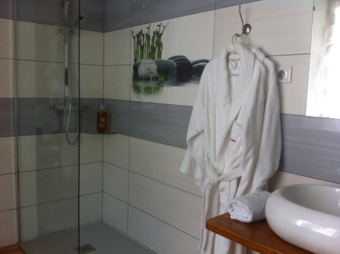 Bathroom 5, Villa L'Orante, Hautes-Pyrénées