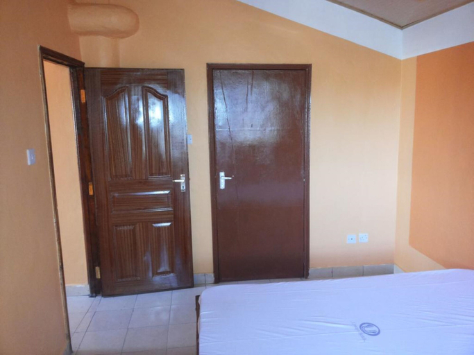Bedroom 3, Scenic View Hotel & Resort, Starehe