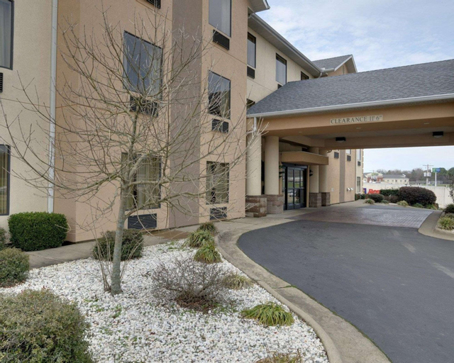 Quality Inn & Suites Malvern, Hot Spring