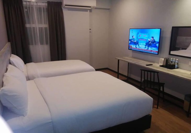 Bedroom 18