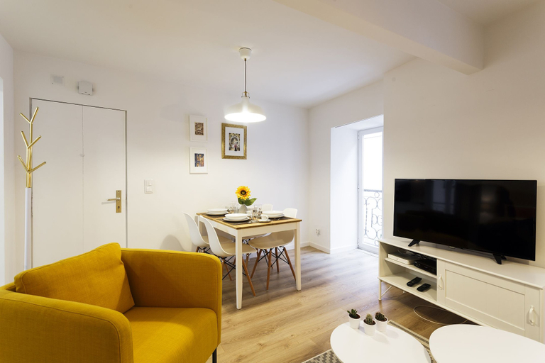 Others 5, Alfama Premium Apartment, Lisbon