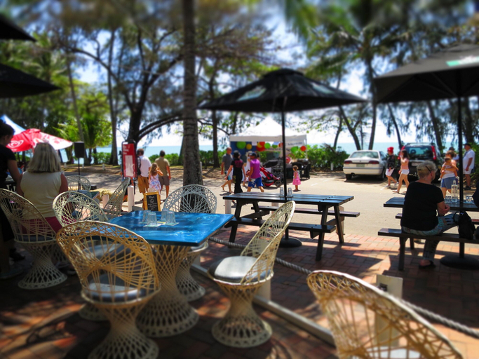 Food & Drinks 5, Marlin Waters, Cairns