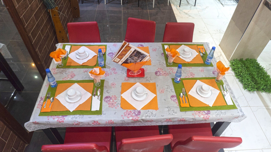 Food & Drinks 5, Hotel Les Mamelles, Dakar