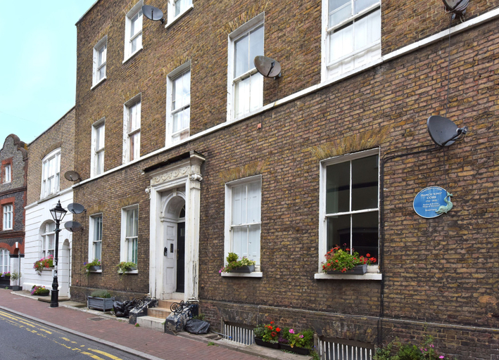 Exterior & Views 2, King Street, Kent