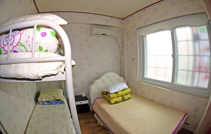 Bedroom 3, Hwaseong Guest House - Hostel, Suwon