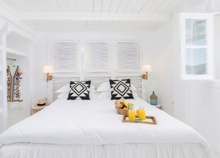 Bedroom 3, Captain Zeppos, South Aegean