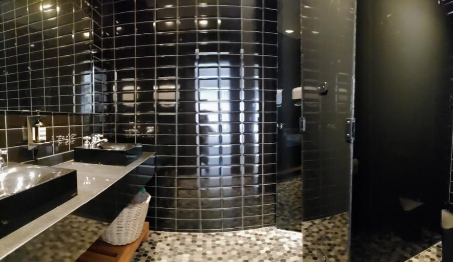 Bathroom 4, Casa Quatro Oito, Florianopolis