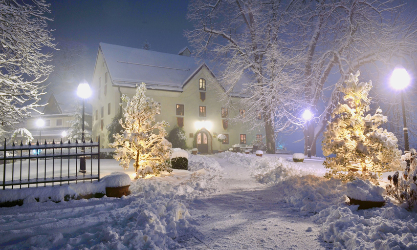 Exterior & Views 2, Hotel Kendov Dvorec, Idrija
