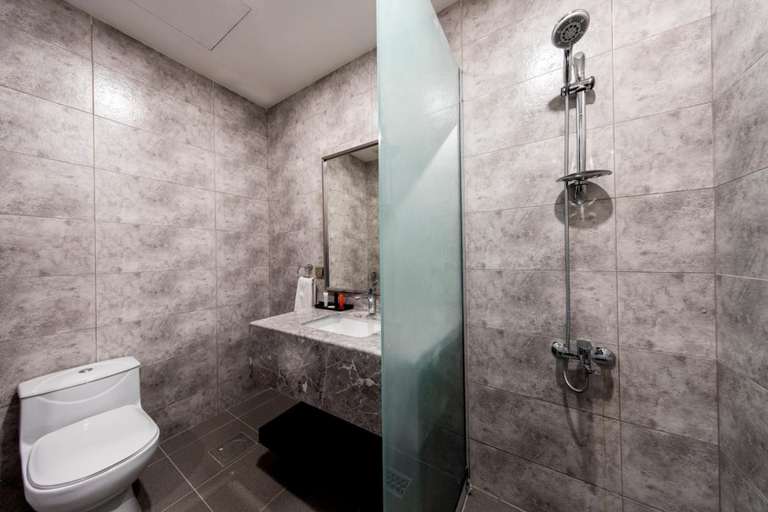 Bathroom 5, Lily Hotel Suite Mubarraz, Al Ahsa