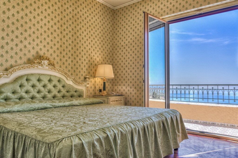 Bedroom 3, Hotel Villa Riis, Messina