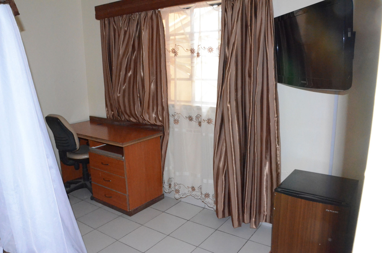 Others 5, Tents Hotel, Embakasi South