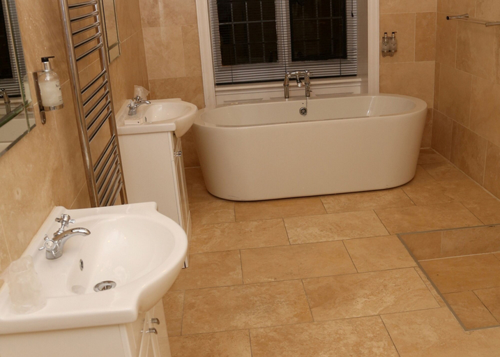 Bathroom 3, Maes Manor Hotel, Caerphilly