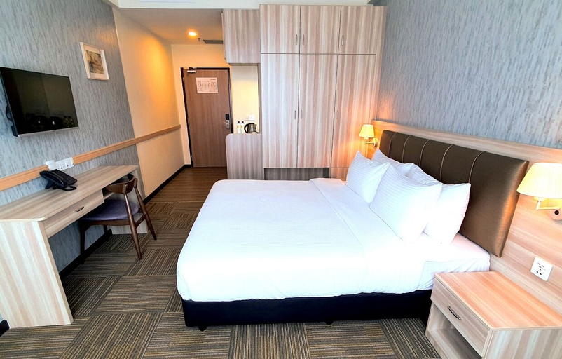 Bedroom 2, Maple Lodge, Batu Pahat