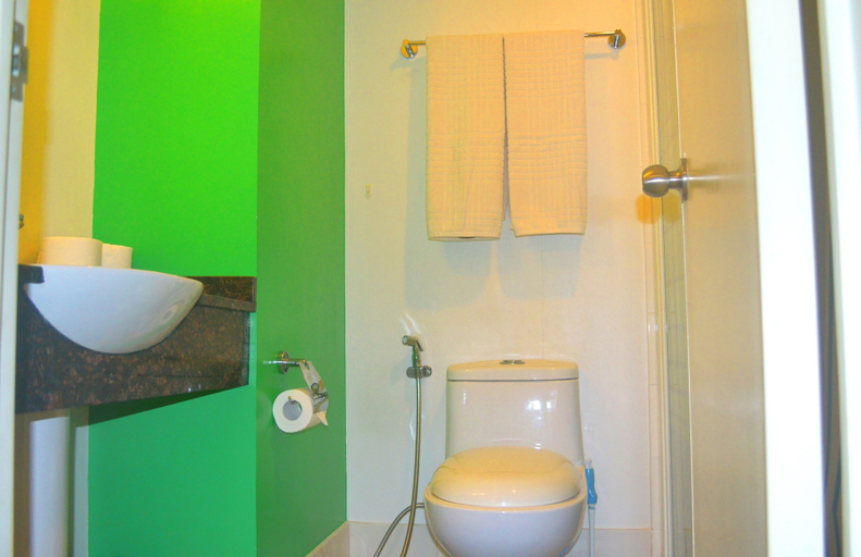 Bathroom 4, South of Market Private Residences, Taguig